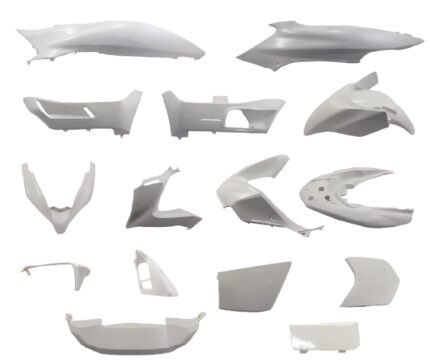 ΚΟΣΤΟΥΜΙ ΣΕΤ ΛΕΥΚΟ 15τμχ PCX125/150 2018 (PCX2018A)